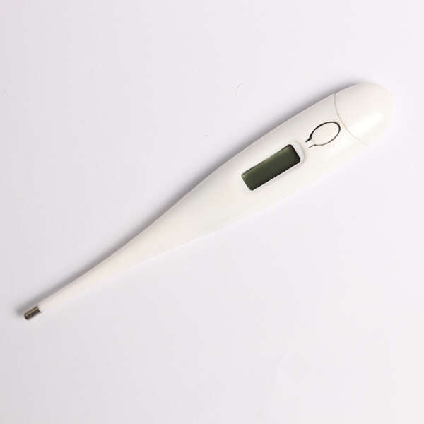 Accurate & Fast Digital Thermometer – Reliable Temperature Readings for Home & Medical Use - Image 5